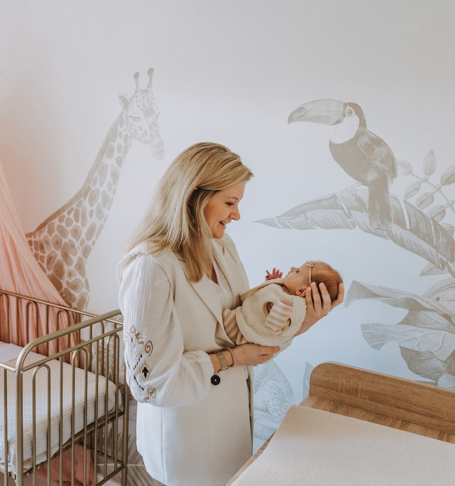 Children's room wallpaper jungle beige sepia baby room design interior Children's room wallpaper jungle beige sepia baby room design interior